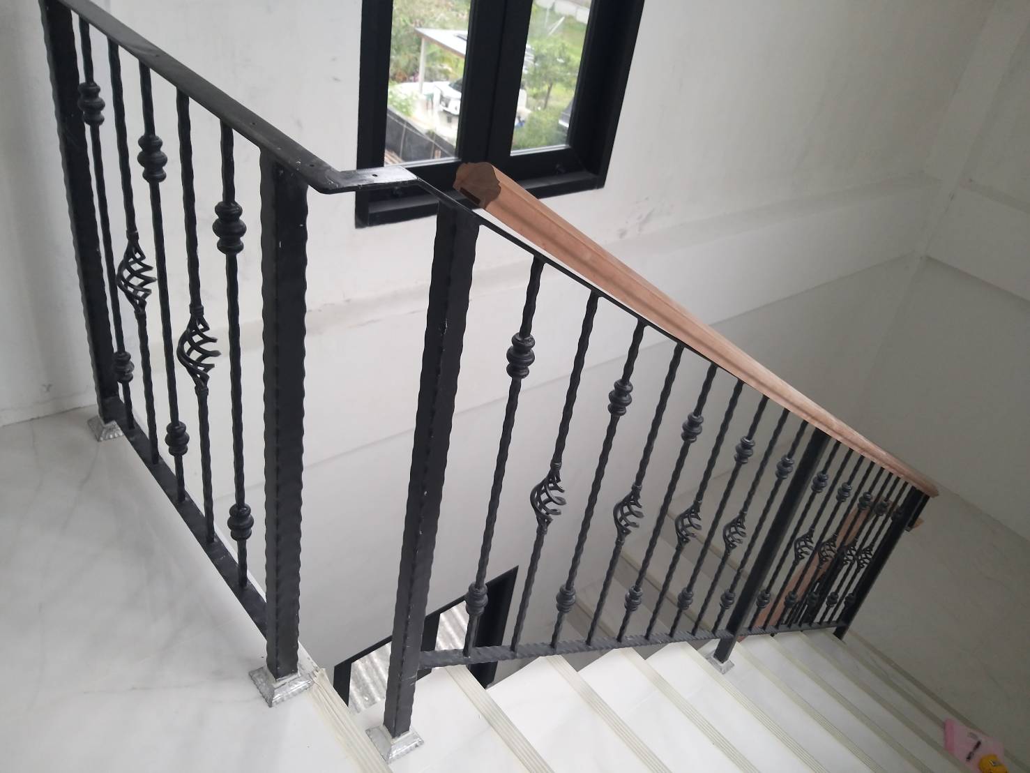 17 - https://tosuwan-wroughtirondesign.com | โตสุวรรณ Wrought Iron Design รับออกแบบและติดตั้งประตู รั้ว ราวบันได กันตก หลังคา เหล็กดัดอิตาลี คุณภาพสูง ดีไซน์หรูหรา มีเอกลักษณ์ บริการในจังหวัดนครปฐมและใกล้เคียง