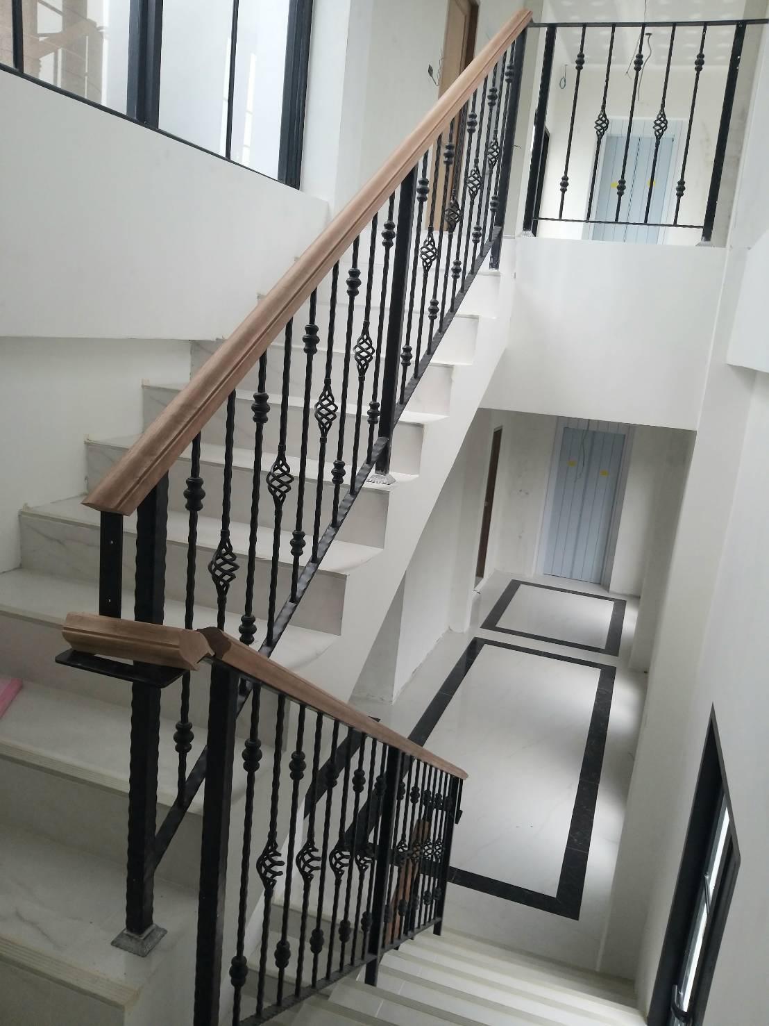 46 - https://tosuwan-wroughtirondesign.com | โตสุวรรณ Wrought Iron Design รับออกแบบและติดตั้งประตู รั้ว ราวบันได กันตก หลังคา เหล็กดัดอิตาลี คุณภาพสูง ดีไซน์หรูหรา มีเอกลักษณ์ บริการในจังหวัดนครปฐมและใกล้เคียง