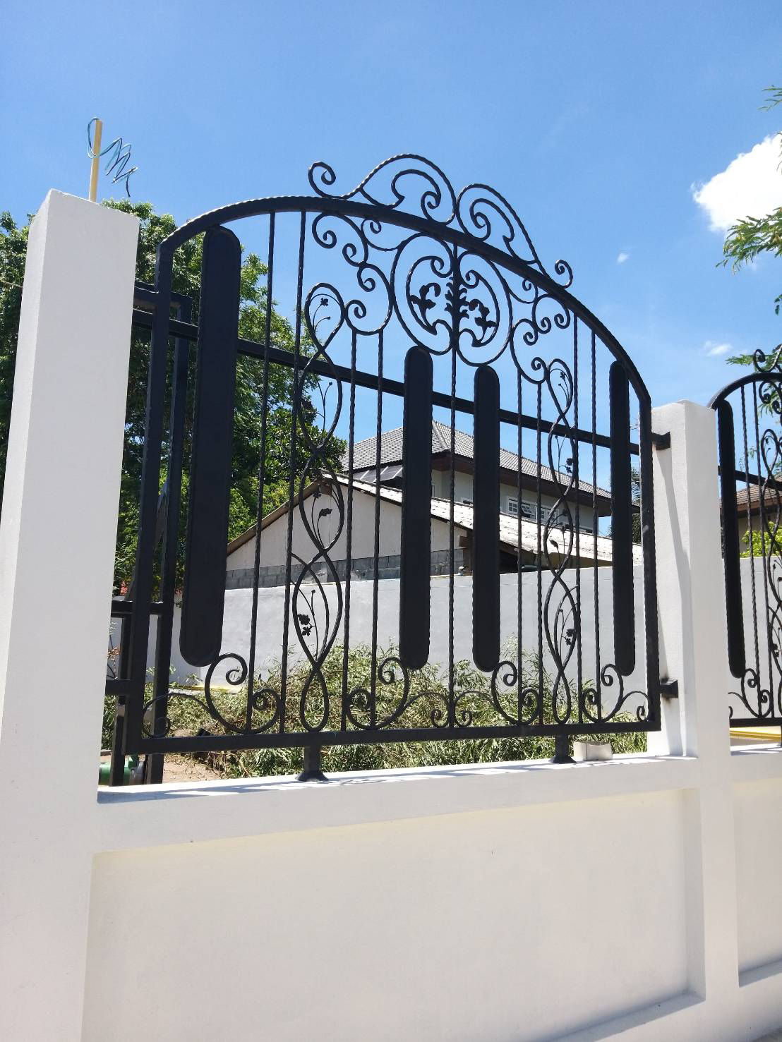 49 - https://tosuwan-wroughtirondesign.com | โตสุวรรณ Wrought Iron Design รับออกแบบและติดตั้งประตู รั้ว ราวบันได กันตก หลังคา เหล็กดัดอิตาลี คุณภาพสูง ดีไซน์หรูหรา มีเอกลักษณ์ บริการในจังหวัดนครปฐมและใกล้เคียง